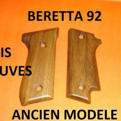 plaquettes NEUVES de pistolet BERETTA 92 ANCIEN MODELE - VENDU PAR JEPERCUTE (HU4)