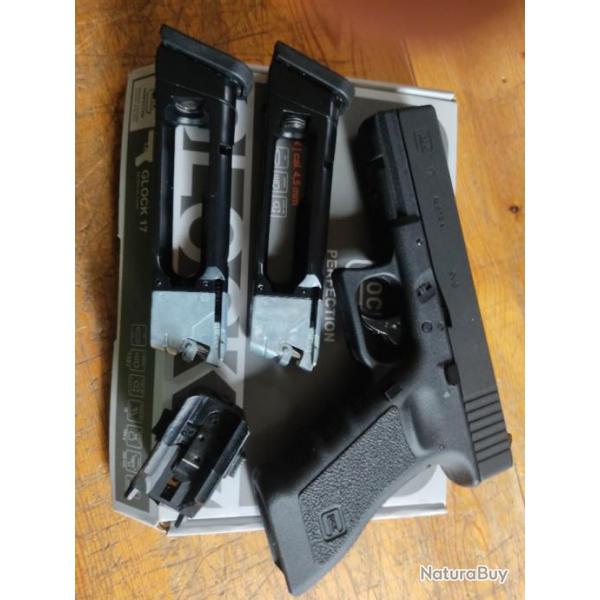 SET pistolet Umarex Glock 17 gen3 4.5mm Bbs + chargeur supplmentaire + pointeur laser Umarex TAC