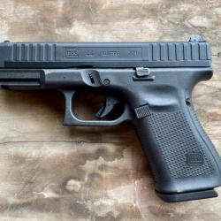 Glock 44 Cal. 22lr + 4 chargeurs