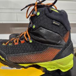 OCCAS !!! CHAUSSURES LA SPORTIVA AEQUILIBRIUM ST GTX carbon / LimePunch 44 1/2