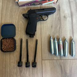 PISTOLET A PLOMB CO2 WALTHER PPK/S 4.5 MMPistolet à gaz co2 Walther PPK/S en calibre 4,5 mm