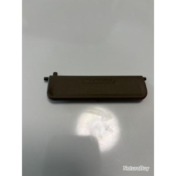 Dust cover magpul FDE