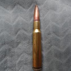 Munition de calibre 50 BMG "DM" datée 1943