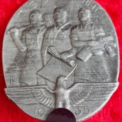 Badge journée du travail allemande 1935  ludenscheid