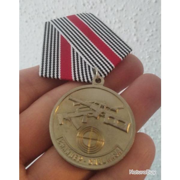 MDAILLE "SNIPER TIREUR D 'ELITE DE SPETSNAZ" FRATERNIT DES BERETS ROUGES "VITYAZ"