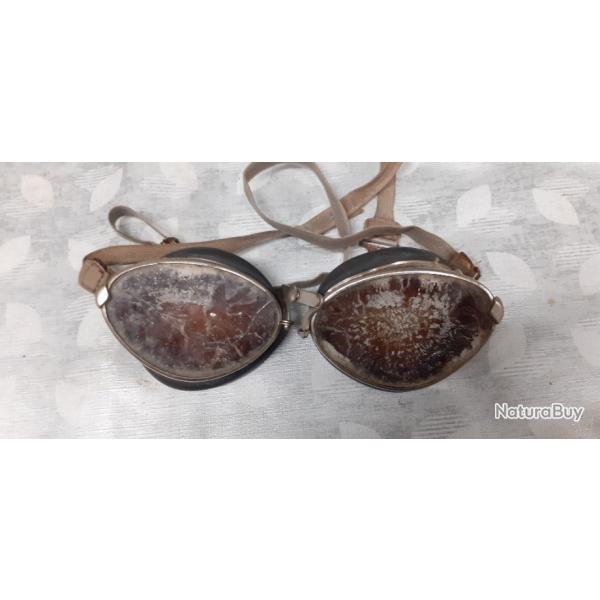 2 paires de lunettes de cheminots poque annes 1960