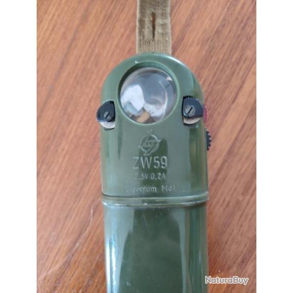 Lampe militaire  identifier