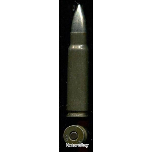 7.62 x 45 Tchque - marquage : bxn 1 53 - balle nickel - tui acier laqu vert