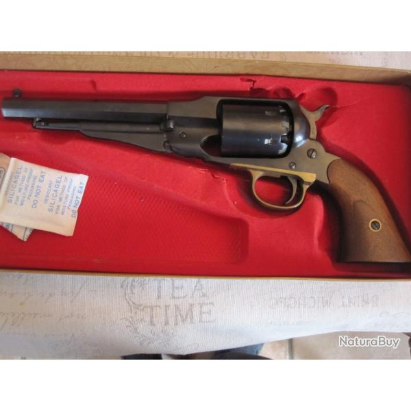 REMINGTON NEW NAVY 1858 -UBERTI- CAL 36- COMME NEUF