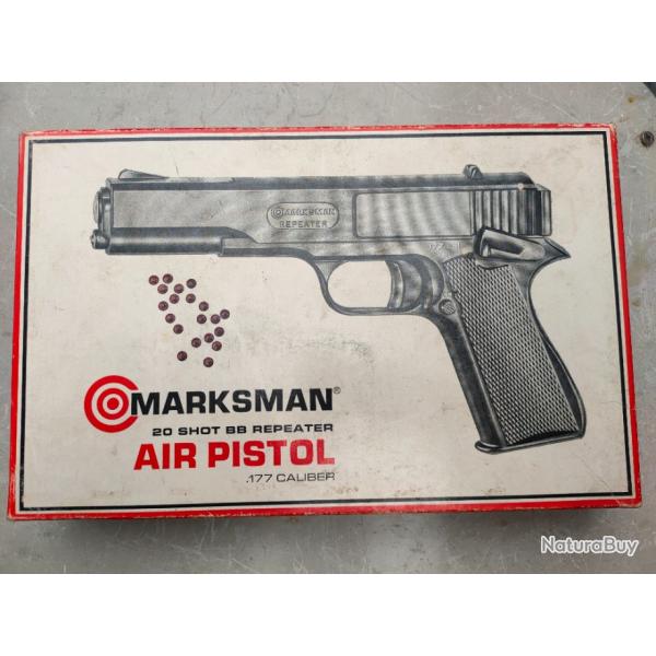 Pistolet  air Marksman air pistol cal 4.5 mm 177 dans sa bote d'origine annes 80