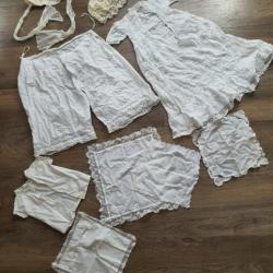 Lot vêtements anciens enfants bébé poupées dentelle