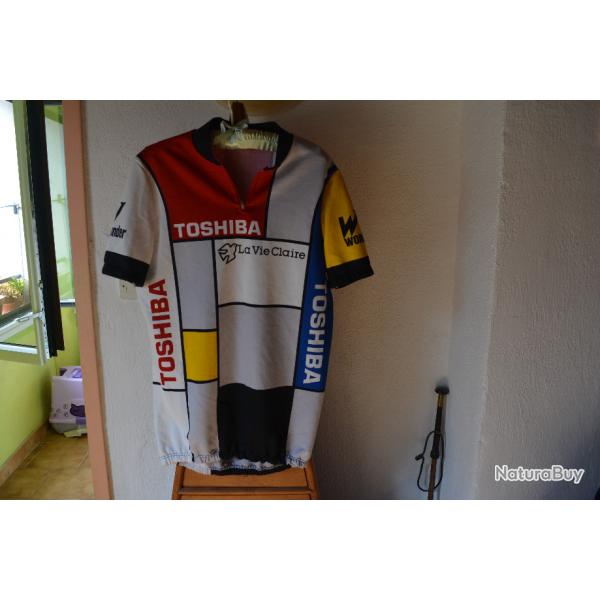 Maillot cycliste TOSHIBA La vie claire