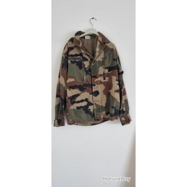 Vtements militaire (275)