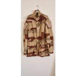 Vêtements militaire (284)