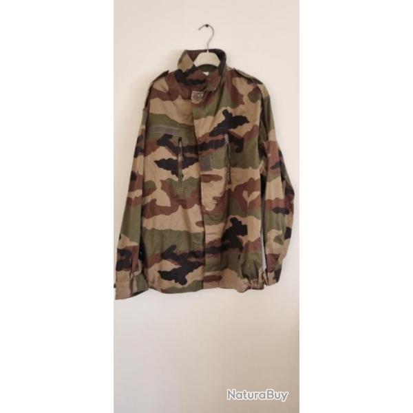 Vtements militaire (285)