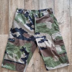 Vêtements militaire (297)