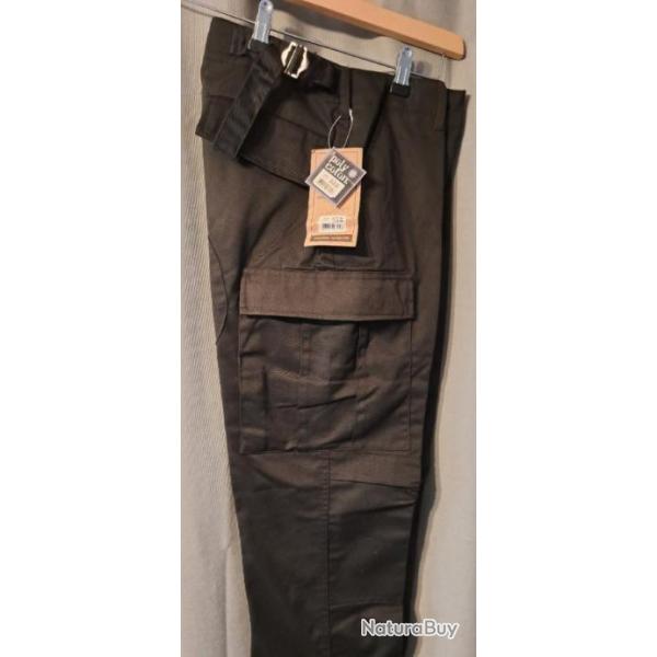 Pantalon treillis  noir T 36