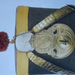 Shako de voltigeur du 4ème Régiment d'Infanterie légère  modèle 1825 restauration