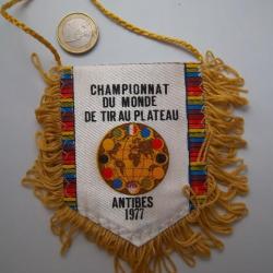 fanion collection championnat du monde Tir au plateau Antibes 1977