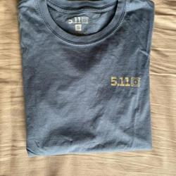 T-shirt .11 bleu