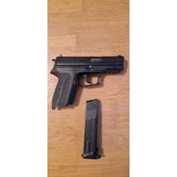 Airsoft sig sauer sp2022