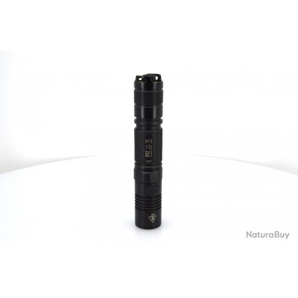 Lampe torche Nitecore - P12