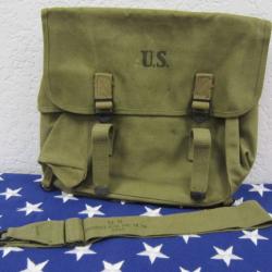 US WW2 MUSETTE M36 RUBBERIZED PARACHUTISTE TOILE OD#3 DATEE 1942 NEUVE DE STOCK