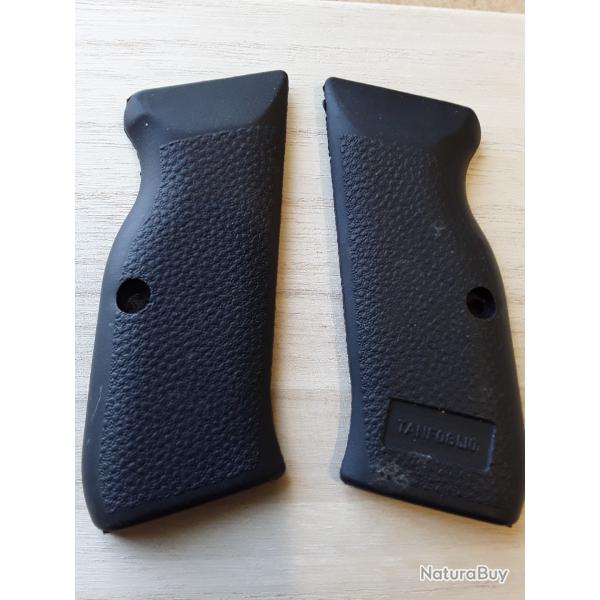 Plaquettes de pistolet Tanfoglio combat 9mm. En caoutchouc comprim. Excellent ?tat d'origine.