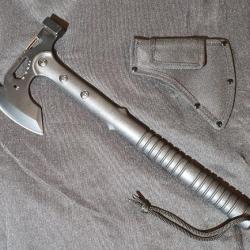 Hache tomahawk tactical combat survie