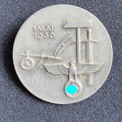 Badge 1er mai 1936  K FRANK allemand ww2 médaille insigne