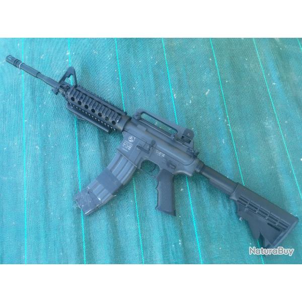 Airsoft ICS M4A1 full metal