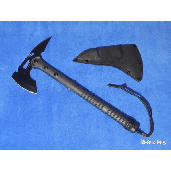 Hache tomahawk tactical combat survie pointe