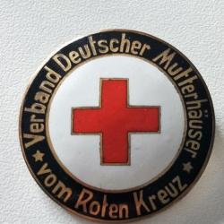 Badge allemand ww2 Croix rouge DRK , bonne état voir photos