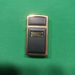 joli petit briquet  " ZIPPO " noir et or officiel des années 90