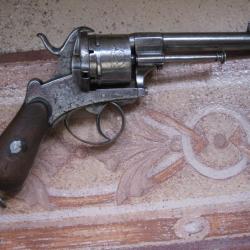 REVOLVER  CAL 9MM A BROCHE