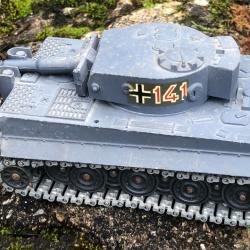 CHAR TIGRE . GRIS. NOTÉ 141. SOLIDO. 1/50 n°22 12/1969 ALLEMAND WW2