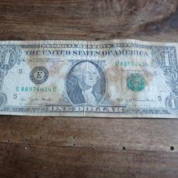 billet one dollar serie 1977 / E 88976434 C