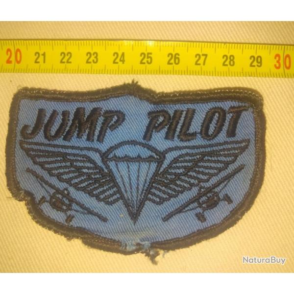 Pilote largueur parachutistes - cusson jump pilote qualification.