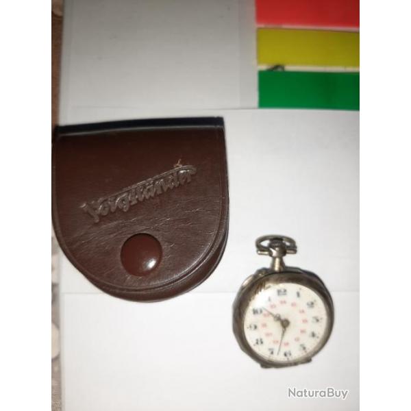 Ancienne montre gousset numrote avec tui allemand Voigtlander