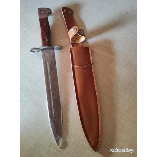 Couteau militaire baionnette Ak.Longueur de lame 25cm