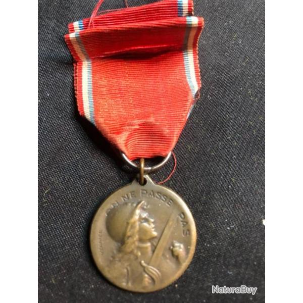 medaille par vernier verdun 21 fevrier 1916 "on ne passe pas "