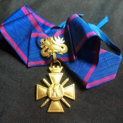 medaille croix de commandeur de l'ordre des chevaliers celtiques-aigle  imperial des gaules