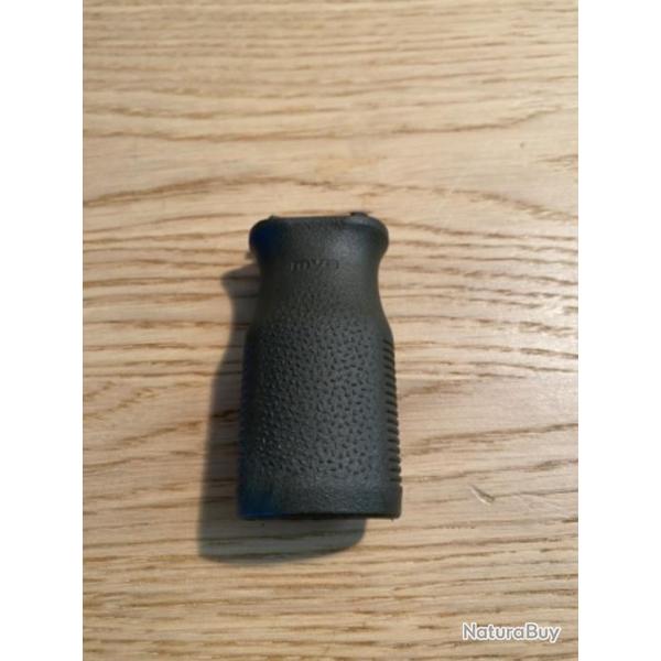 Poigne MAGPUL Mlock OD Green