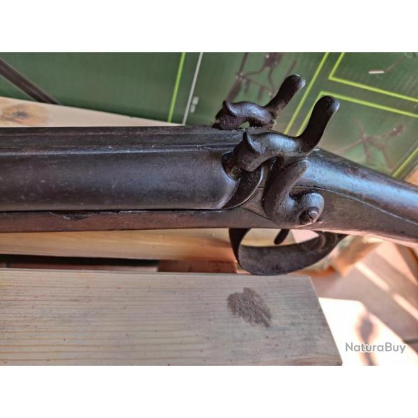 FUSIL JUXTAPOSE A PISTON AVEC BAGUETTE  D ORIGINE DE RECHARGEMENT