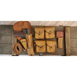 Holster ceinture et poches tactiques en cuir couleur désert