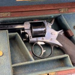 revolver TRANTER DE CHARLES DICKENS. ( ecrivain)