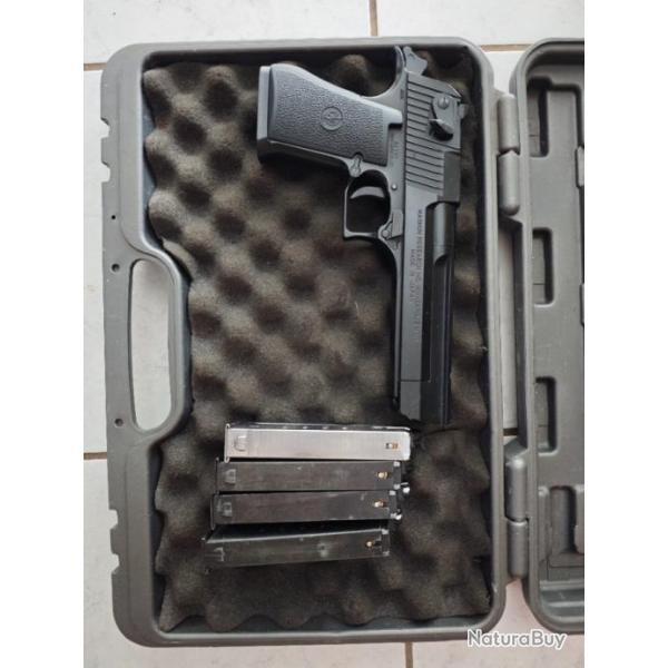 Desert Eagle 50ae marui airsoft + 4 Chargeurs