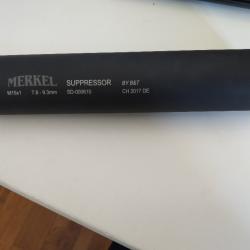 Vente d'un Réducteur de Son MERKEL HELIX, calibre 7.8-9.3mm en très bon état, servi une seule fois.