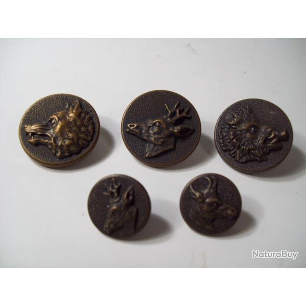 chasse lot 5 boutons chasse ancien decors sanglier loup chevreuil.......collection