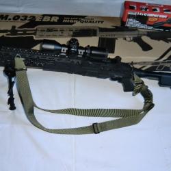 réplique M 14 EBR CYMA  avec lunette et bipied